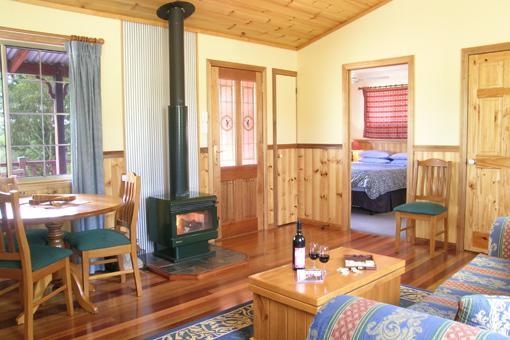 Fergies Hill Spa @ Granite Ridge Wines Country house Ballandean